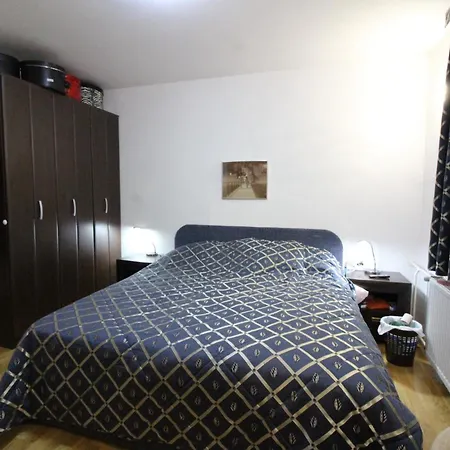 Villa Otok With Pool, Luxury In *