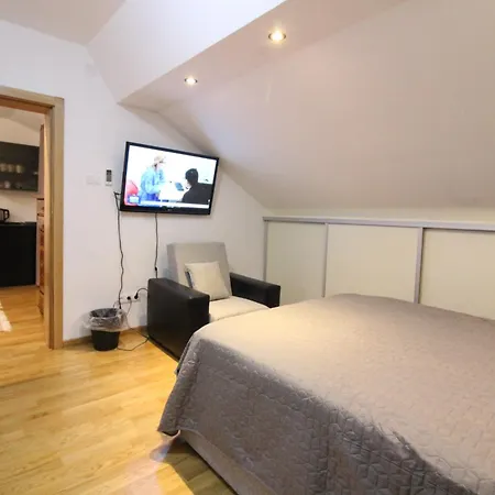 Otok With Pool, Luxury In