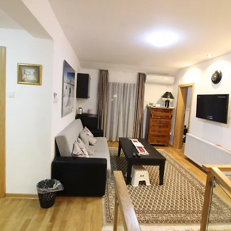 Villa Otok With Pool, Luxury In