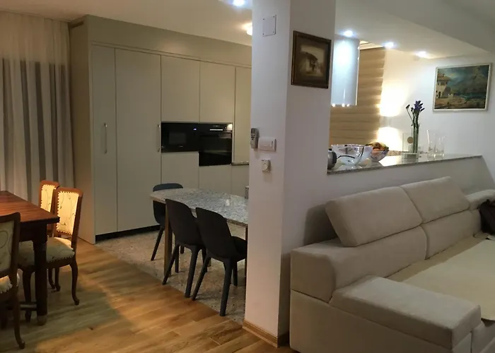 Otok With Pool, Luxury In