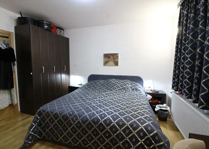 Villa Otok With Pool, Luxury In *