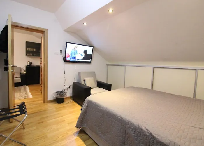 Otok With Pool, Luxury In