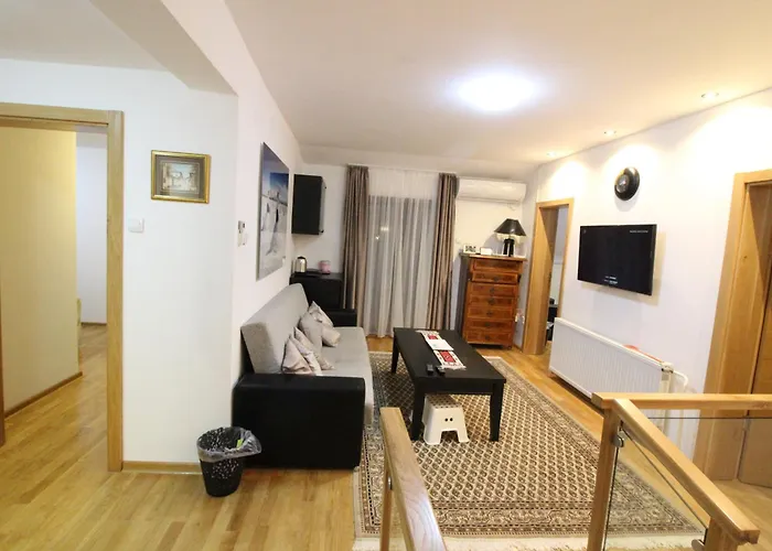 Villa Otok With Pool, Luxury In